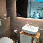 Oda ve Kahvaltı Katoo Linne