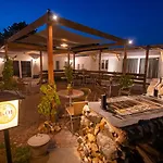 Katoo Oda ve Kahvaltı 3*