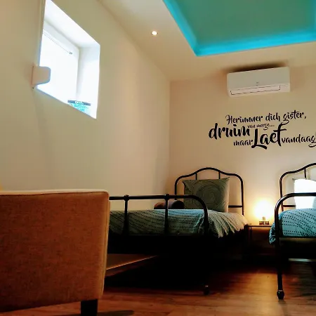 Bed & Breakfast Katoo 3*
