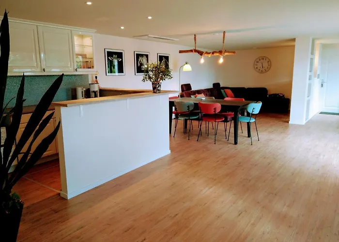 Bed & Breakfast Katoo 3*