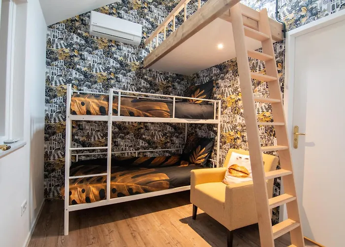 Katoo Bed & Breakfast Linne